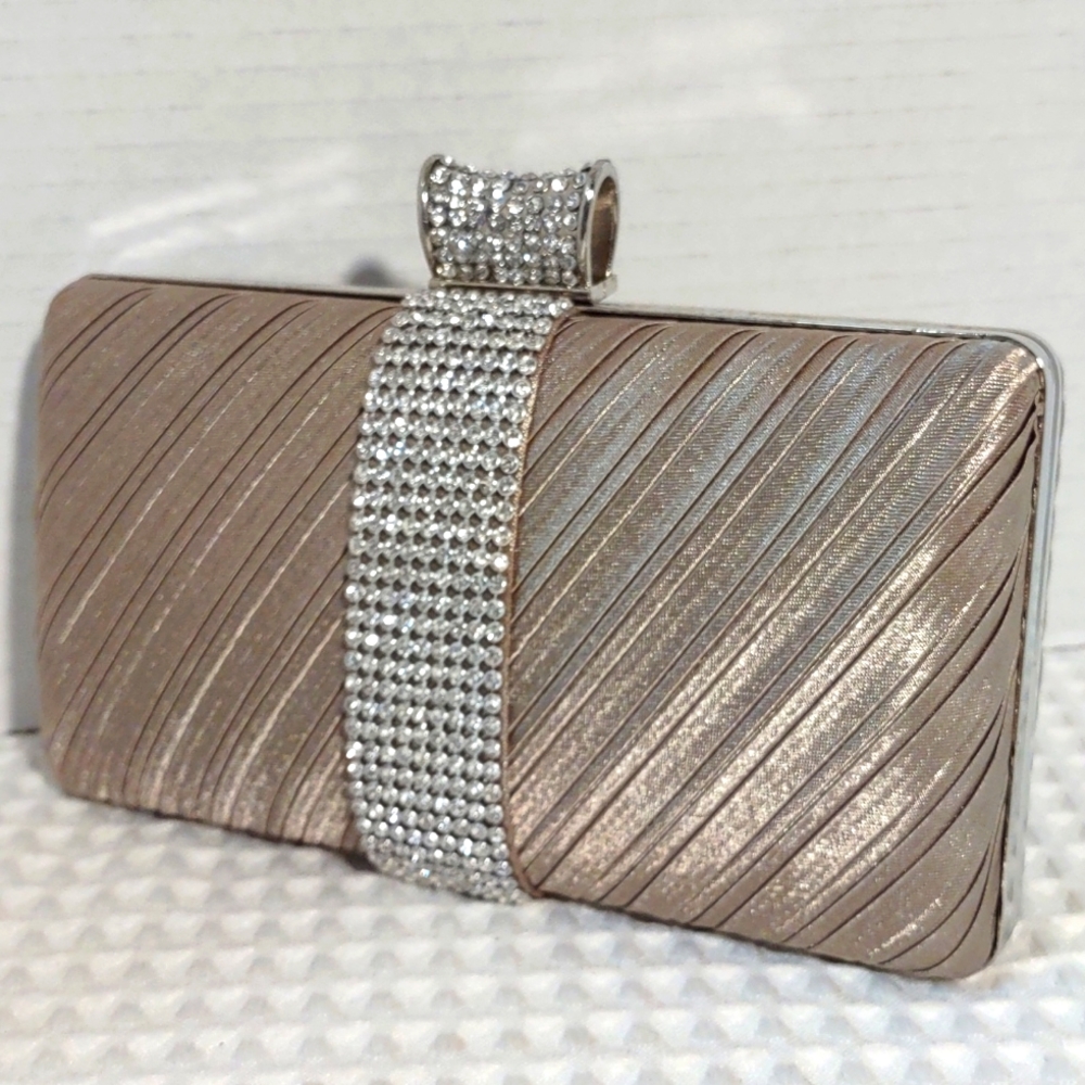 Jacki Design Rhinestone Clutch